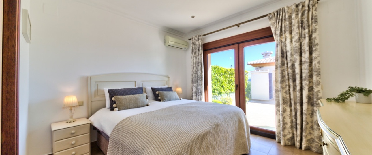 Resale - Villa - Teulada - Moraira