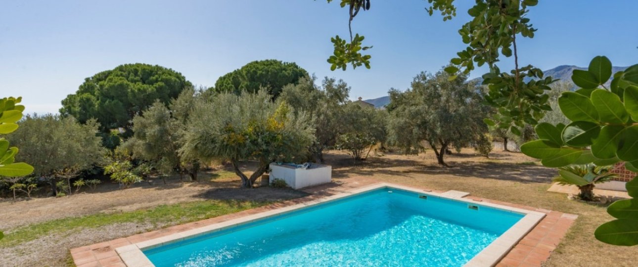 Resale - Villa - Torremolinos