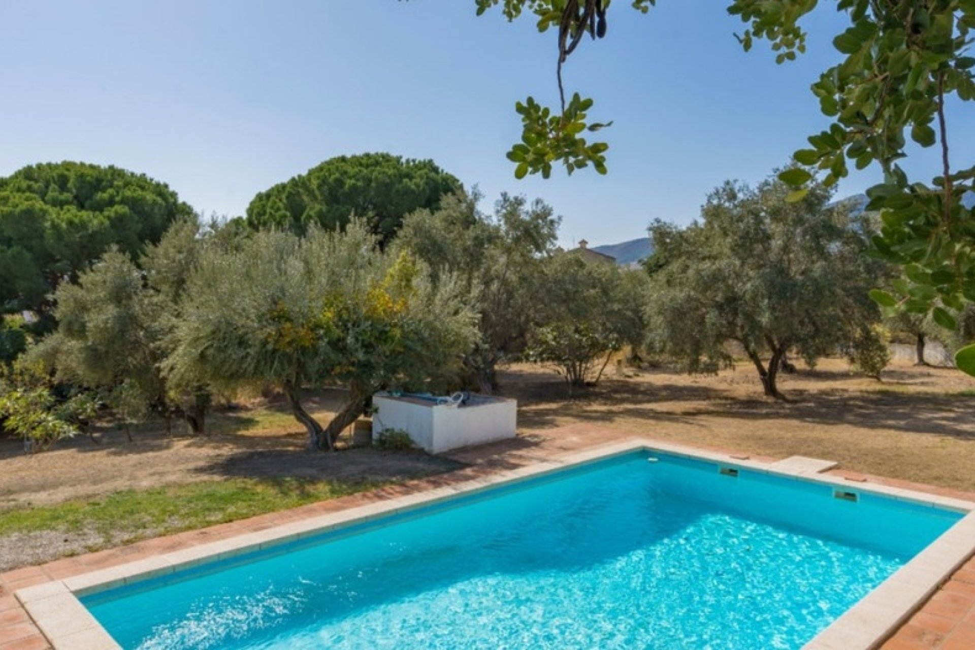 Resale - Villa - Torremolinos