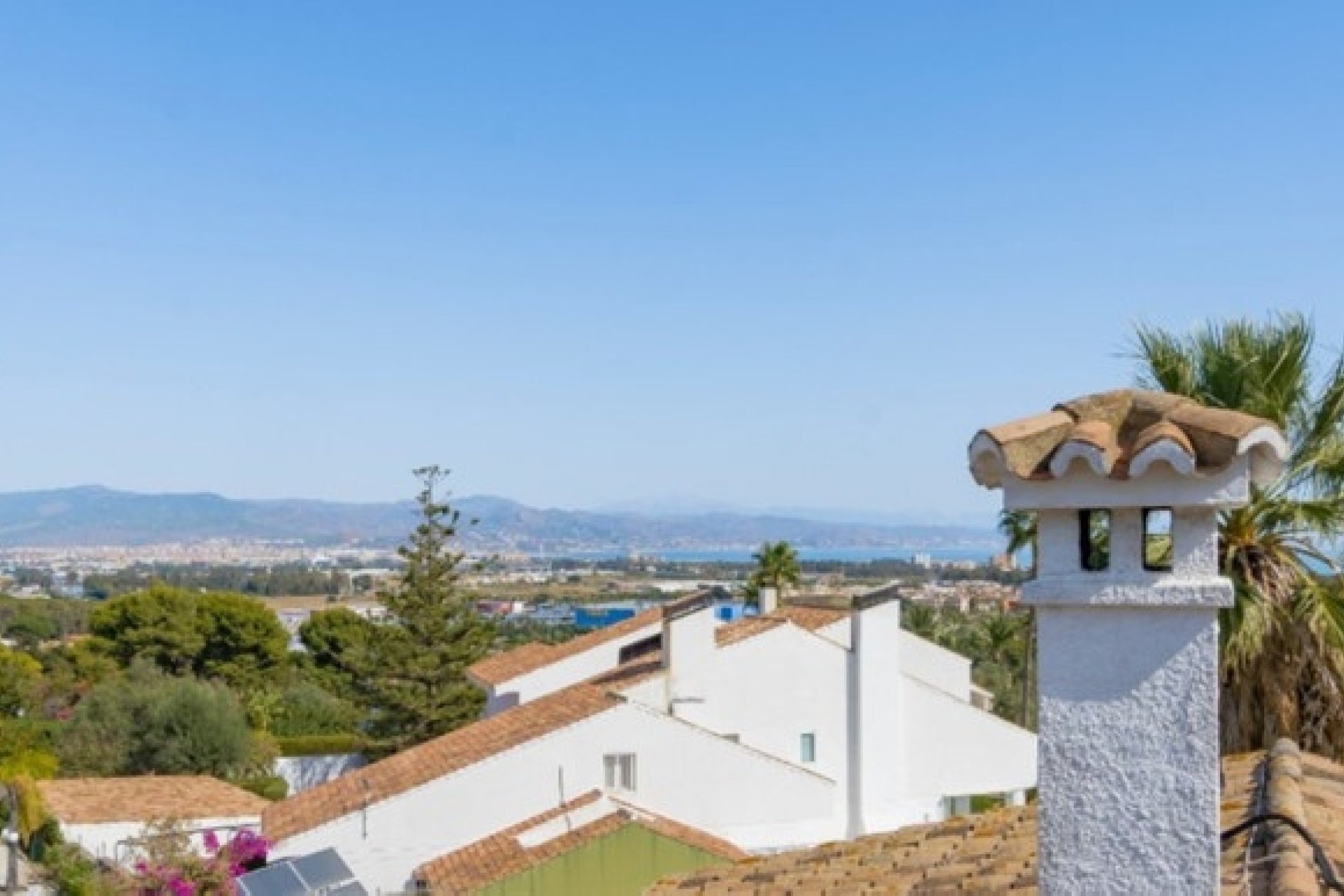 Resale - Villa - Torremolinos
