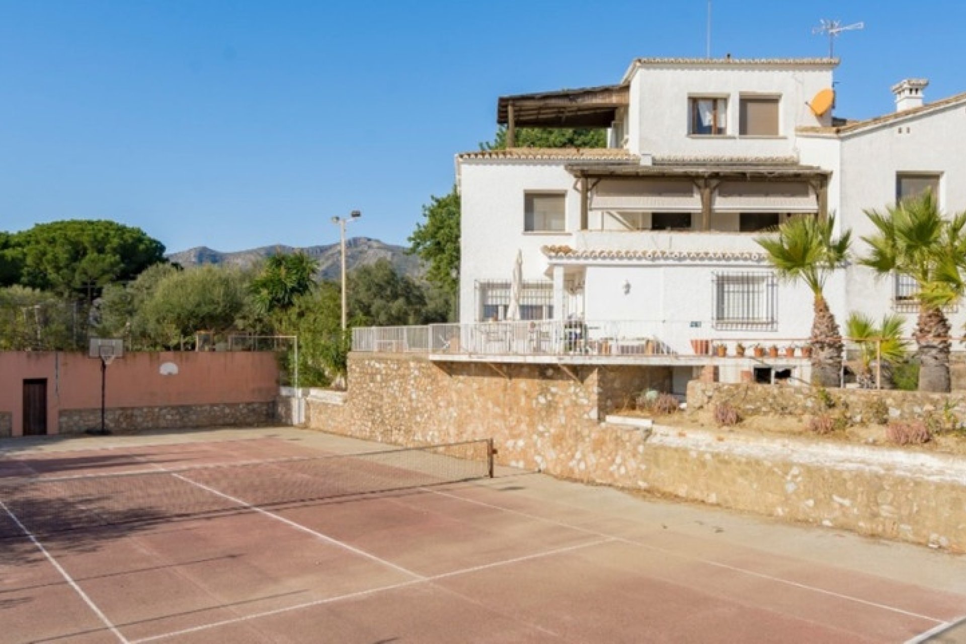 Resale - Villa - Torremolinos