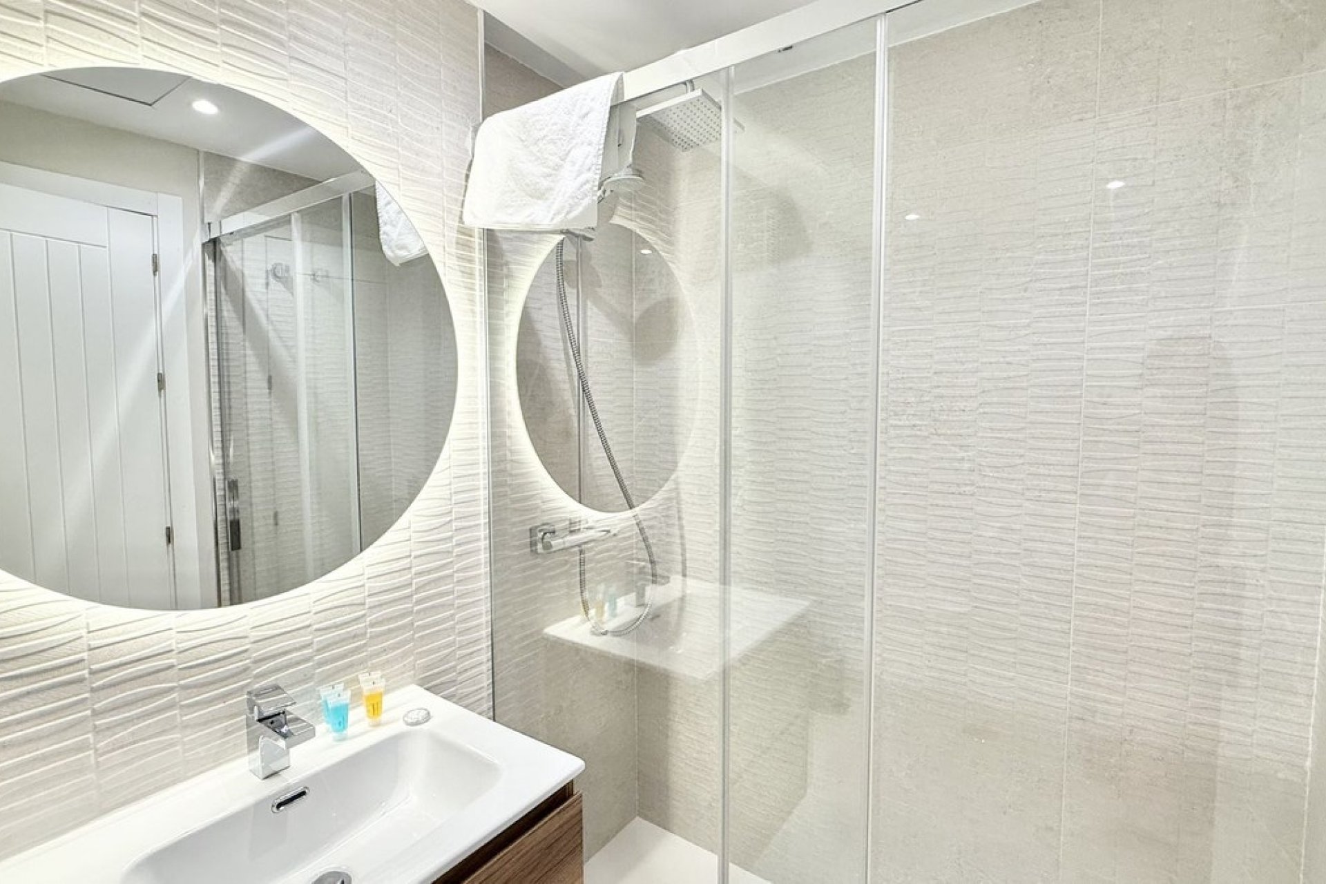 Rynek pierwotny - apartment - Benahavís - Benahavís Centro