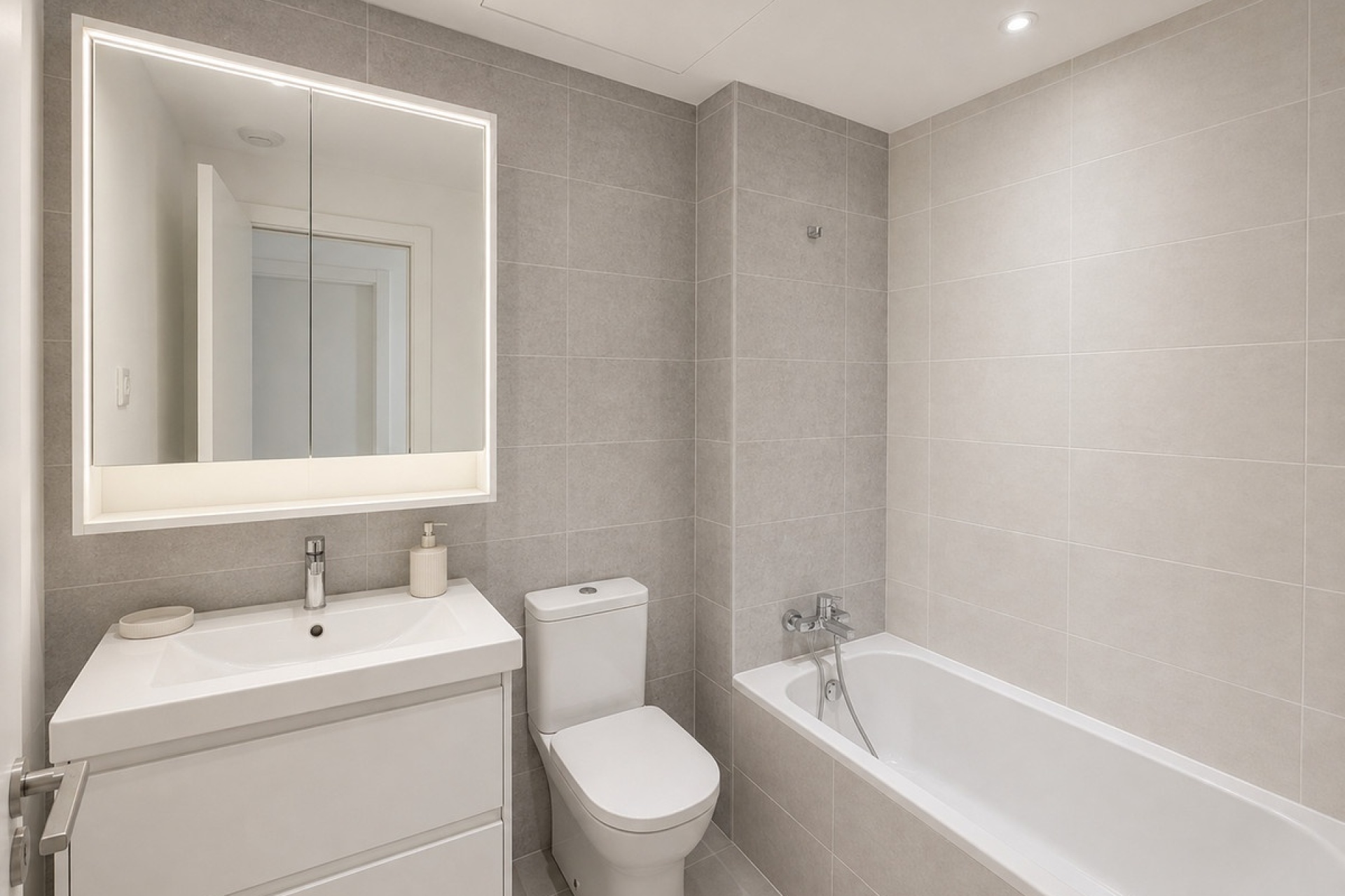 Rynek pierwotny - apartment - Estepona - Estepona Centro