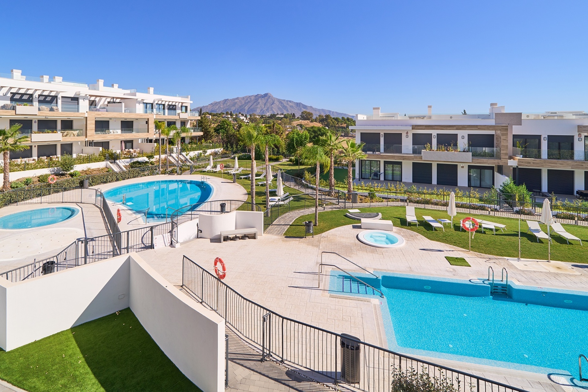 Rynek pierwotny - apartment - Estepona - Spain