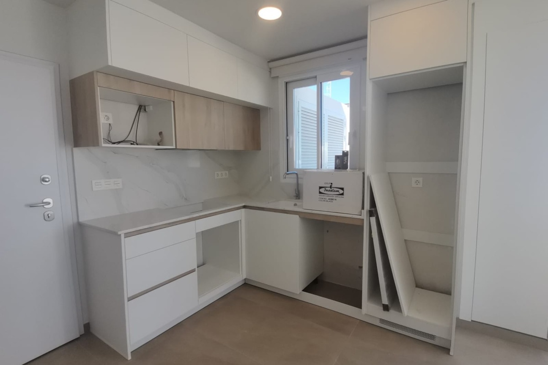 Rynek pierwotny - apartment - Torrevieja - Playa de los Locos