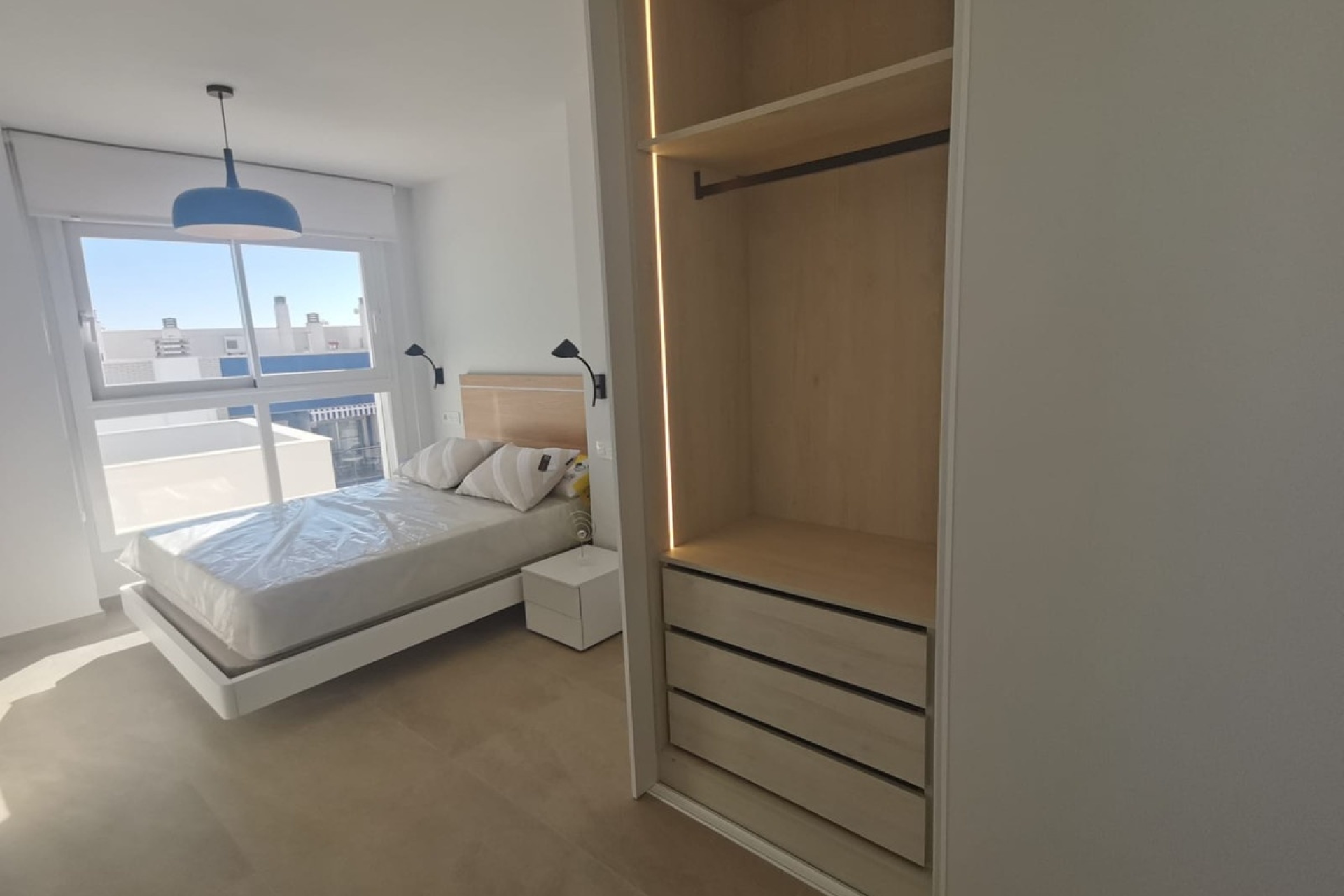 Rynek pierwotny - apartment - Torrevieja - Playa de los Locos
