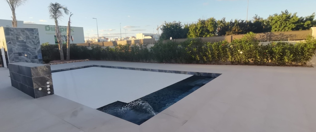 Rynek pierwotny - Laguna Azul Villa - Los Montesinos - La Herrada