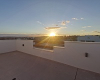 Rynek pierwotny - Laguna Azul Villa - Los Montesinos - La Herrada