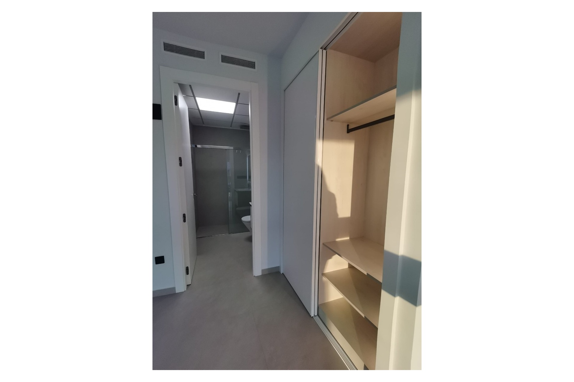 Rynek pierwotny - Laguna Azul Villa - Los Montesinos - La Herrada
