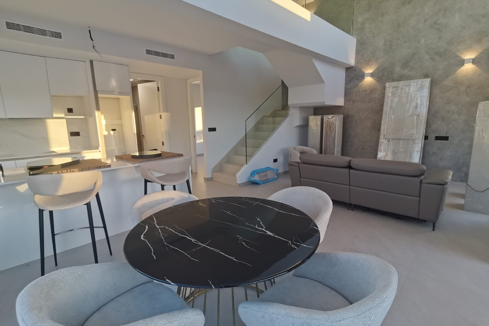 Rynek pierwotny - Laguna Azul Villa - Los Montesinos - La Herrada