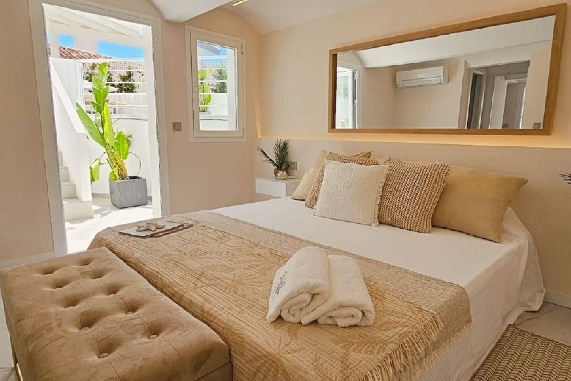 Rynek pierwotny - Villa - Estepona - Estepona Centro