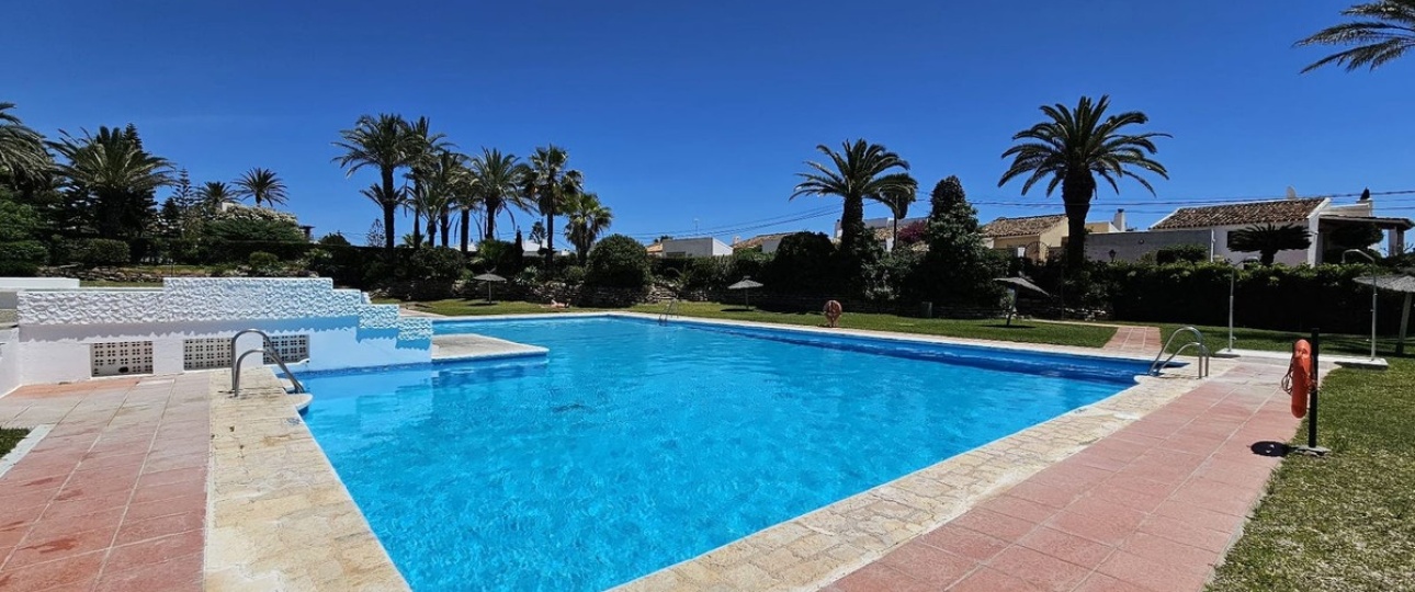 Rynek pierwotny - Villa - Estepona - Estepona Centro