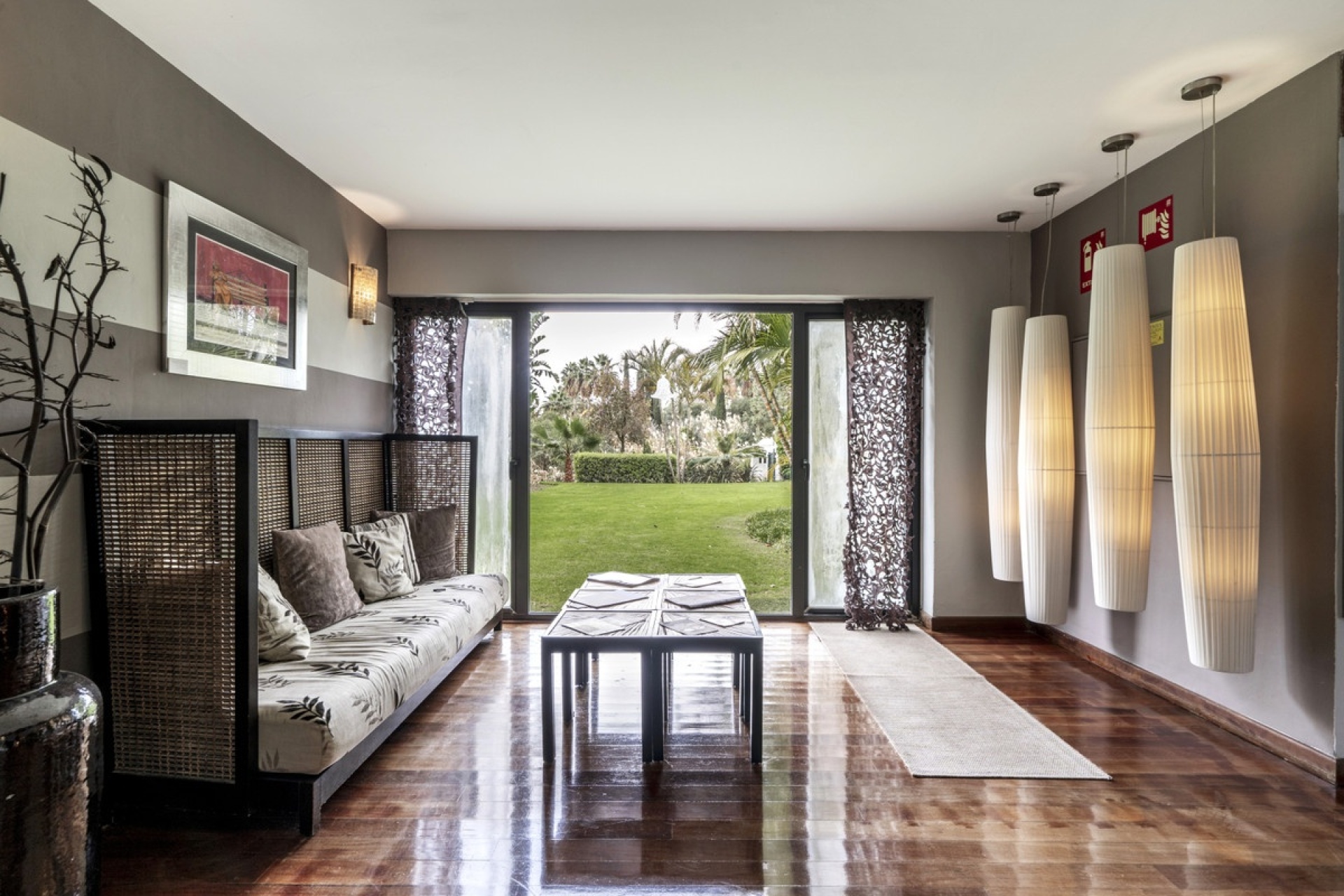 Rynek pierwotny - Villa - Estepona - Estepona Centro