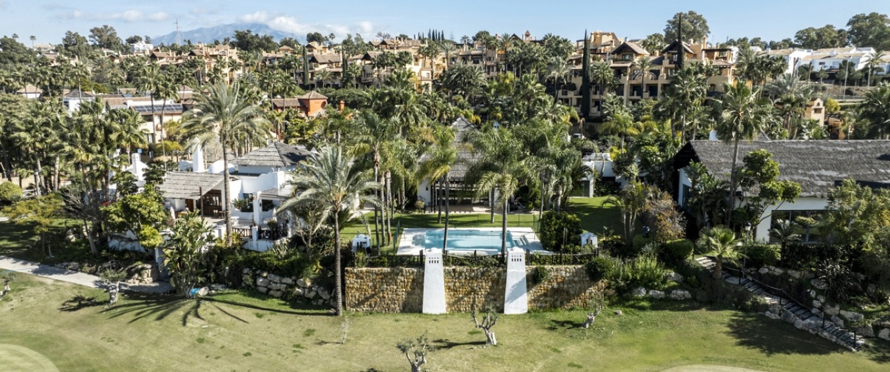 Rynek pierwotny - Villa - Estepona - Estepona Centro