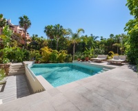 Rynek pierwotny - Villa - Estepona - Estepona Centro