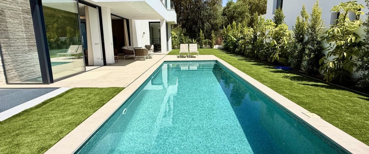 Rynek pierwotny - Villa - Estepona - New Golden Mile