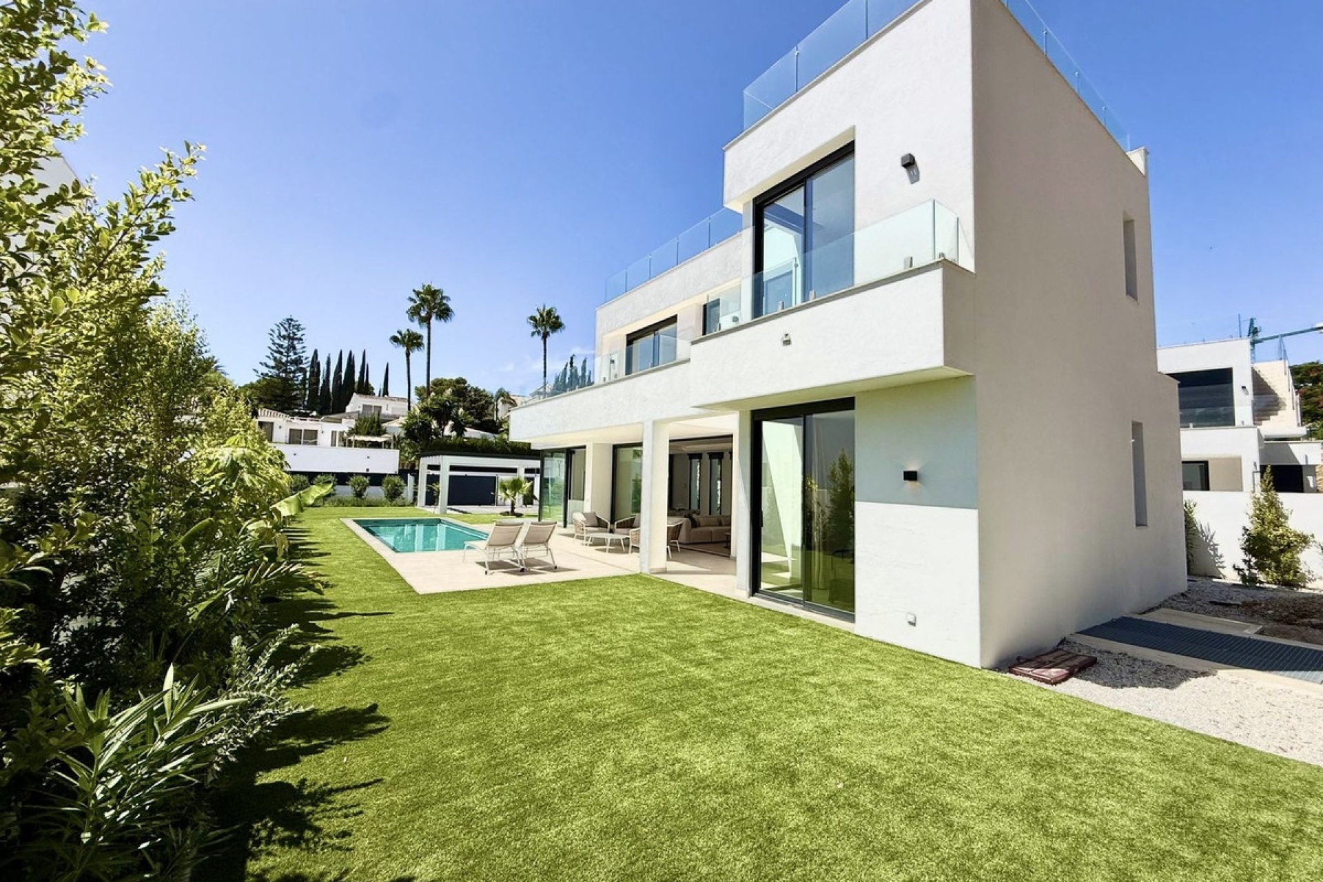 Rynek pierwotny - Villa - Estepona - New Golden Mile
