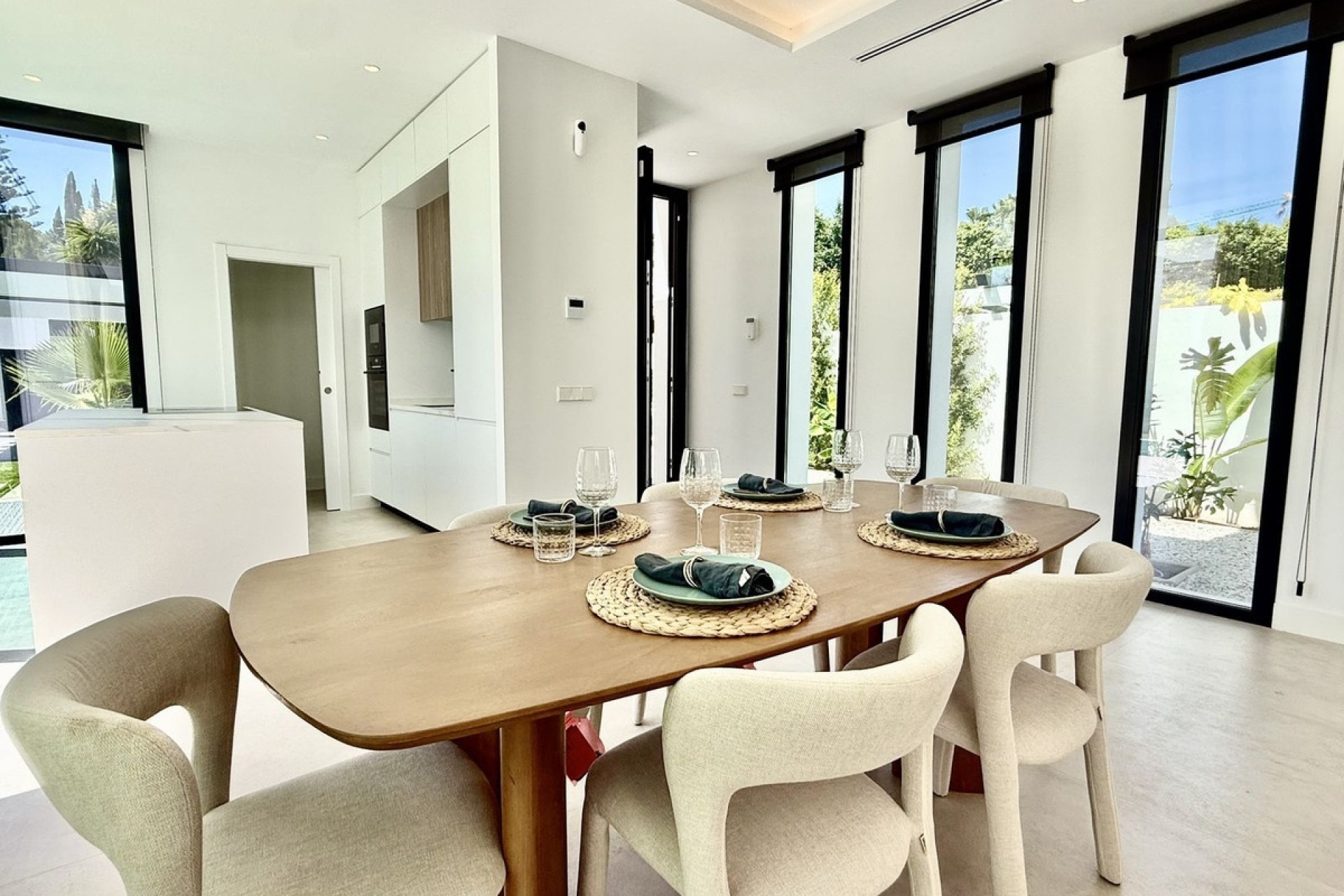 Rynek pierwotny - Villa - Estepona - New Golden Mile