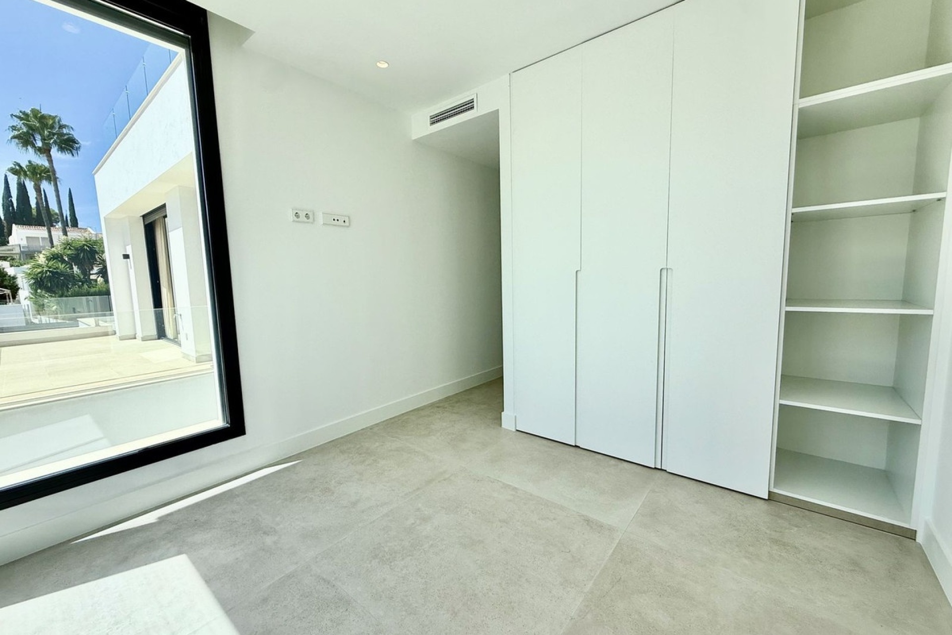 Rynek pierwotny - Villa - Estepona - New Golden Mile