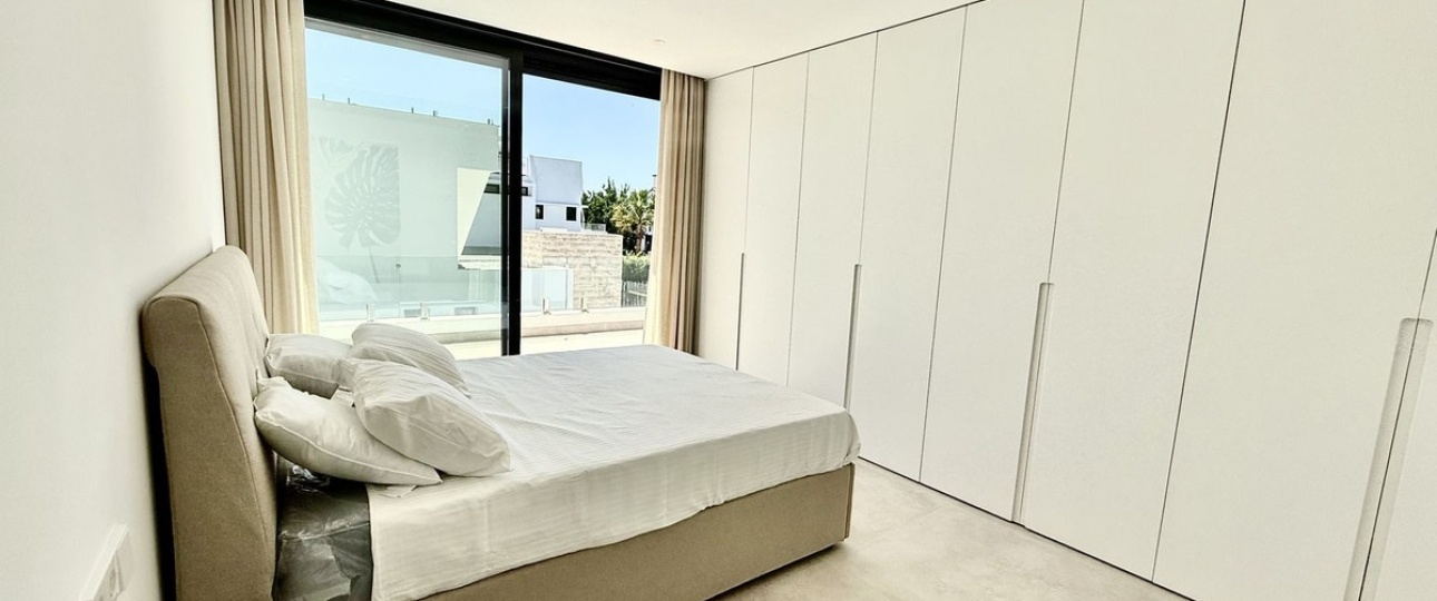Rynek pierwotny - Villa - Estepona - New Golden Mile