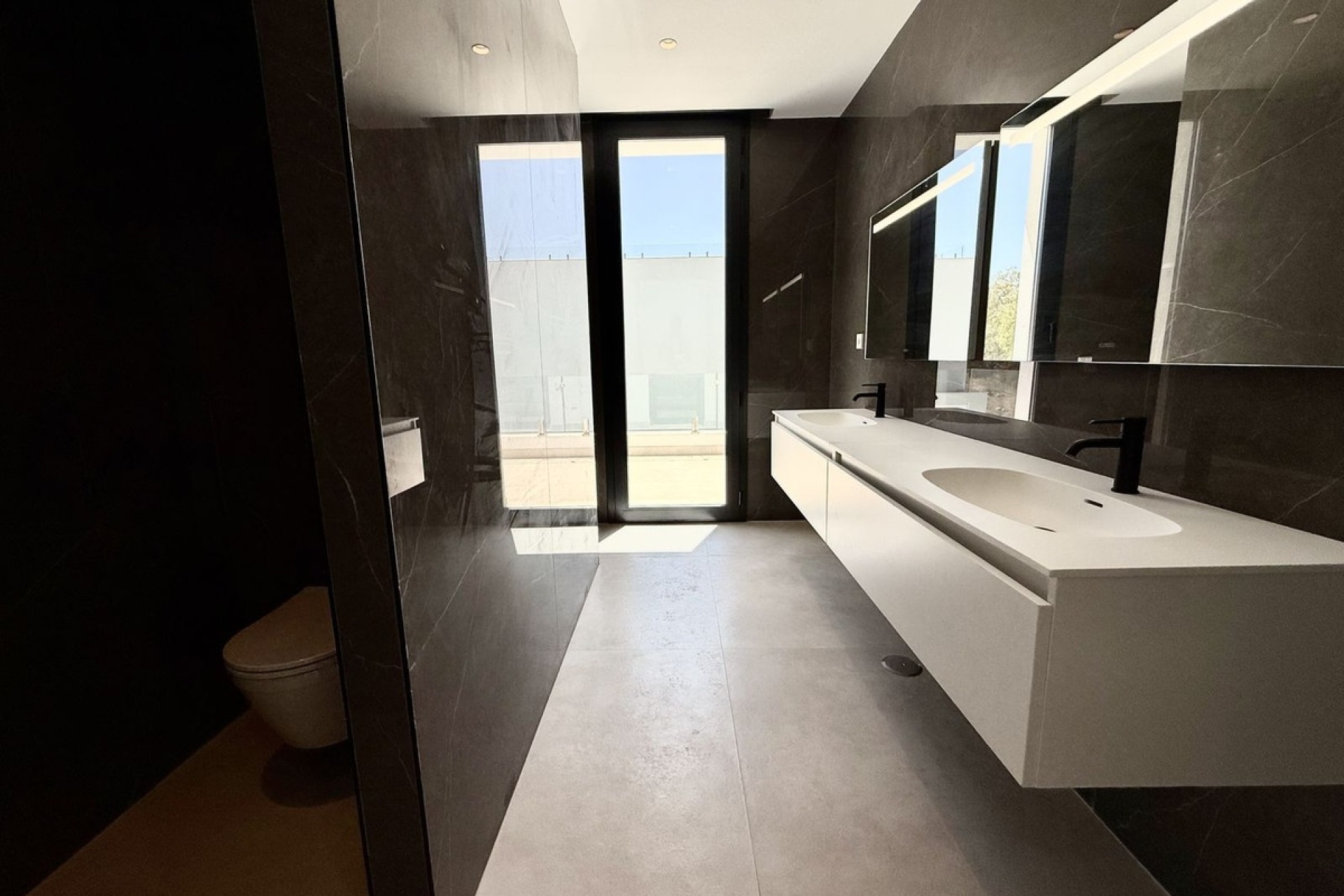 Rynek pierwotny - Villa - Estepona - New Golden Mile