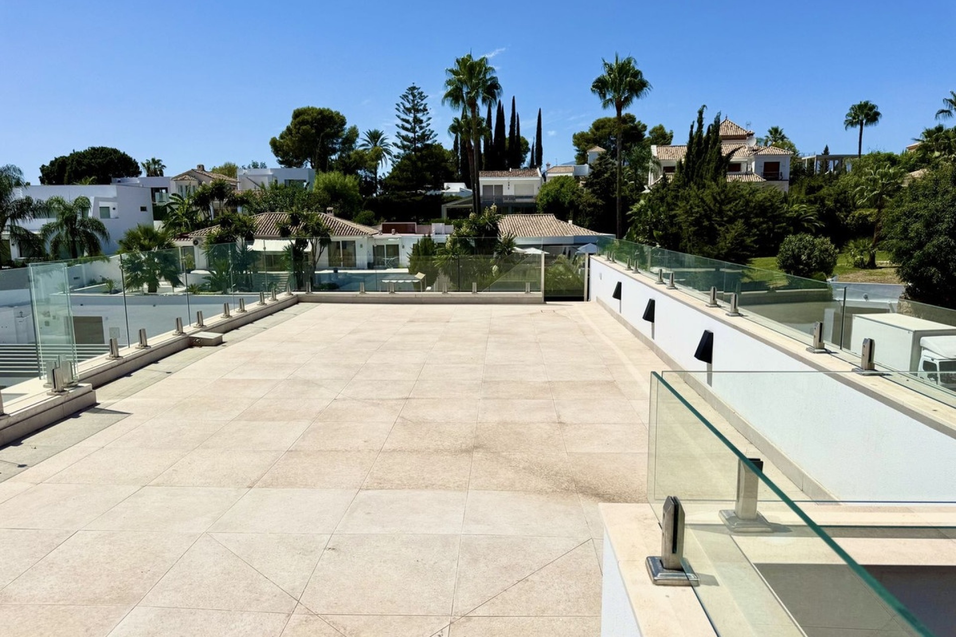 Rynek pierwotny - Villa - Estepona - New Golden Mile
