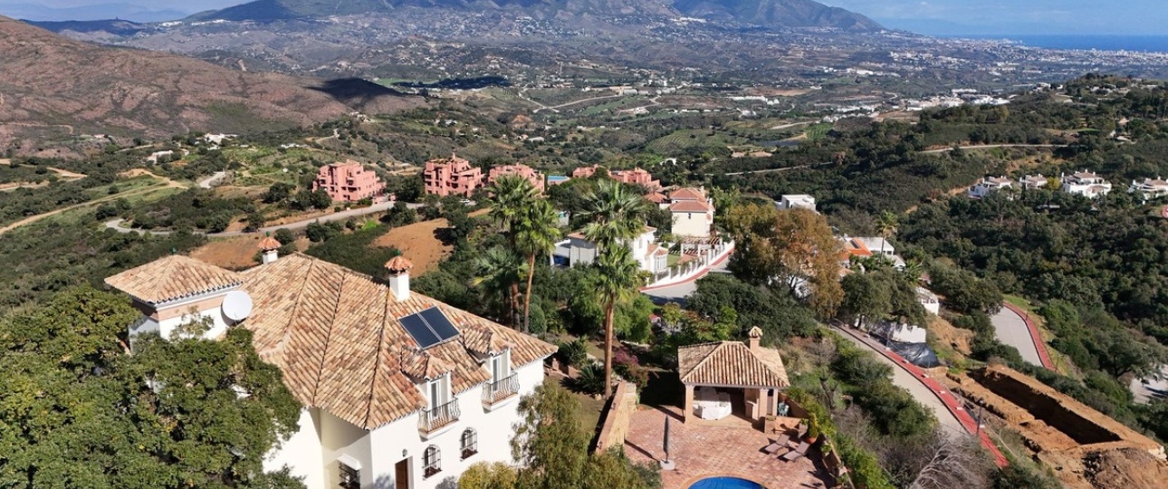 Rynek pierwotny - Villa - Marbella - La Mairena