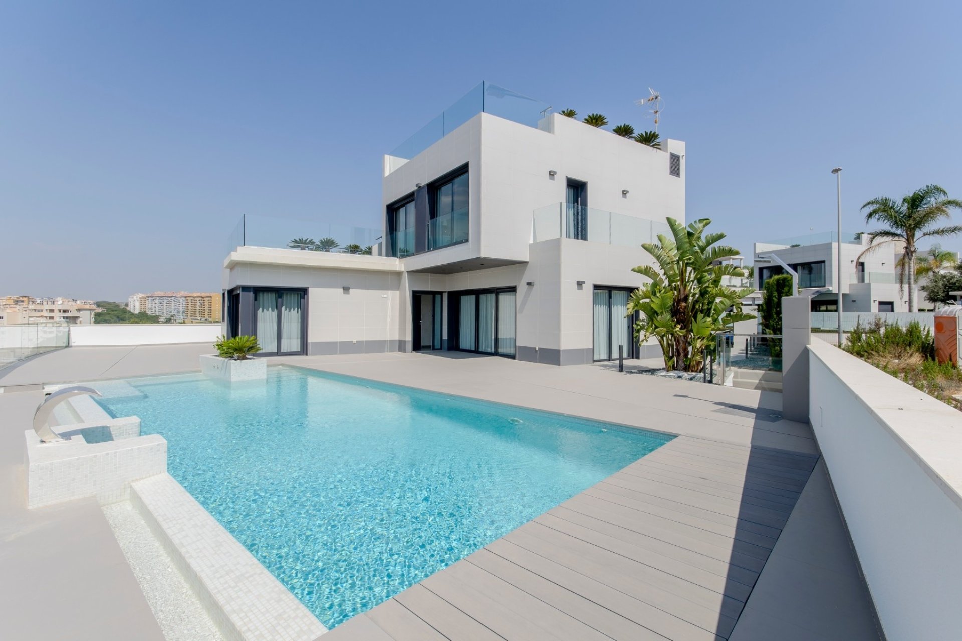 Rynek pierwotny - Villa - Orihuela Costa - Dehesa de campoamor