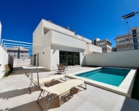 Rynek pierwotny - Villa - Orihuela - La Zenia