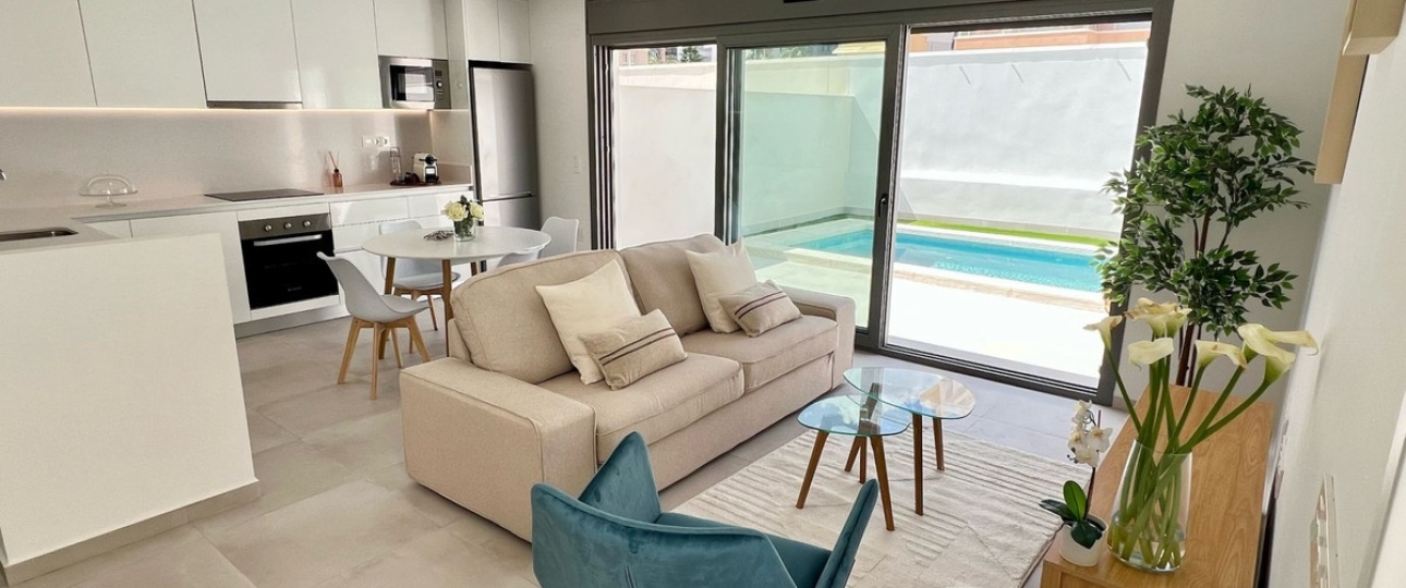 Rynek pierwotny - Villa - Orihuela - La Zenia