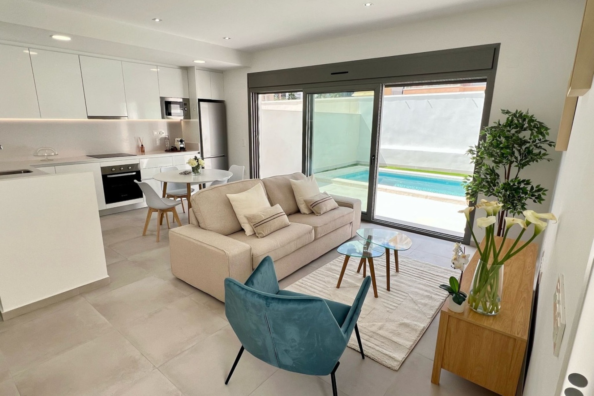 Rynek pierwotny - Villa - Orihuela - La Zenia