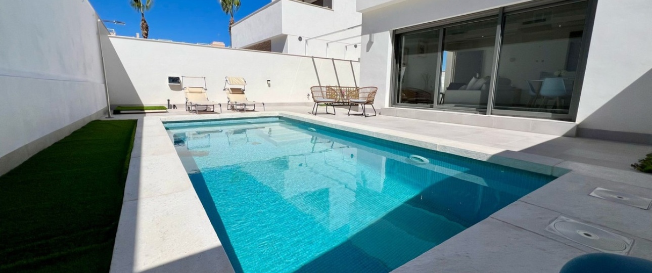 Rynek pierwotny - Villa - Orihuela - La Zenia