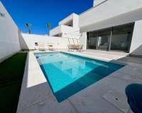 Rynek pierwotny - Villa - Orihuela - La Zenia