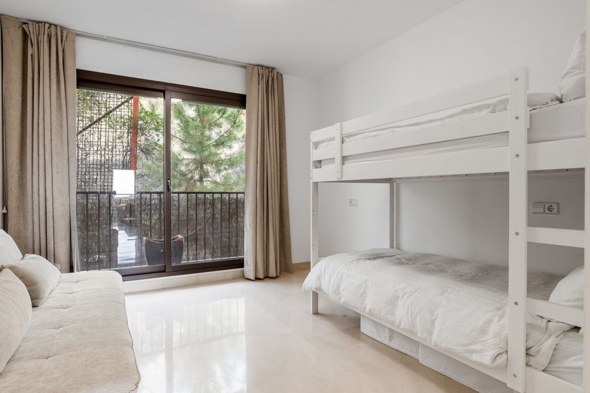 Rynek wtórny - apartment - Benahavís - Benahavís Centro