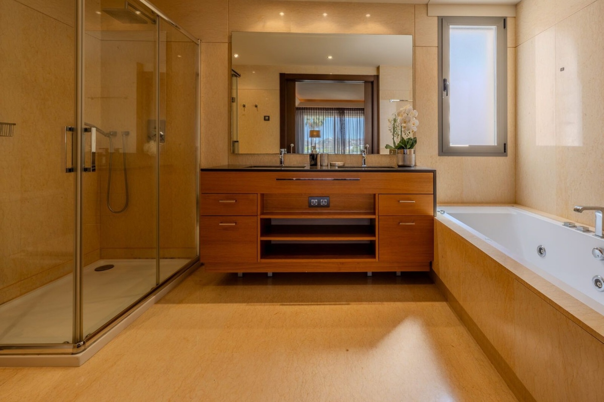 Rynek wtórny - apartment - Benahavís - Benahavís Centro