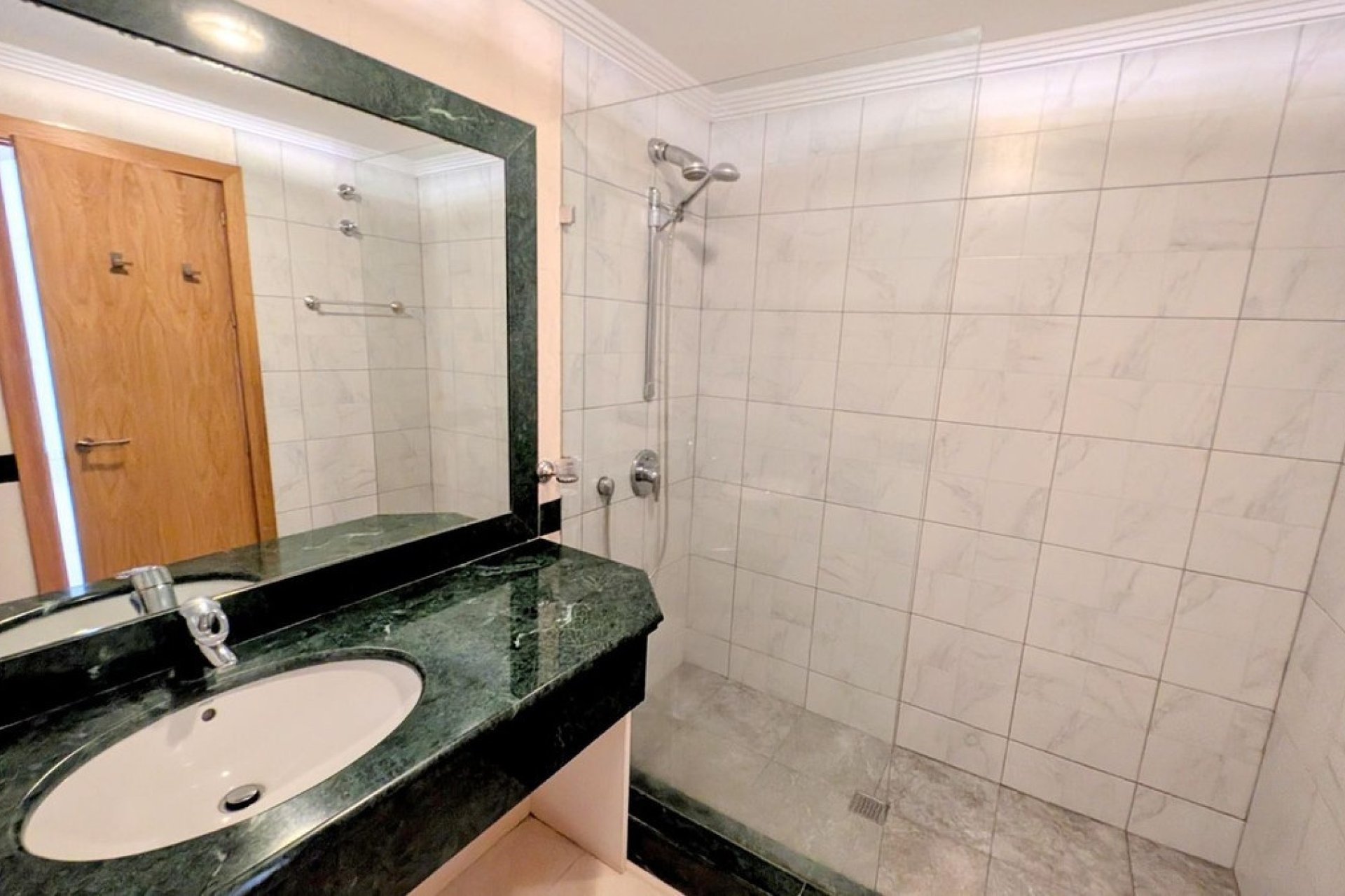 Rynek wtórny - apartment - Benahavís - Benahavís Centro