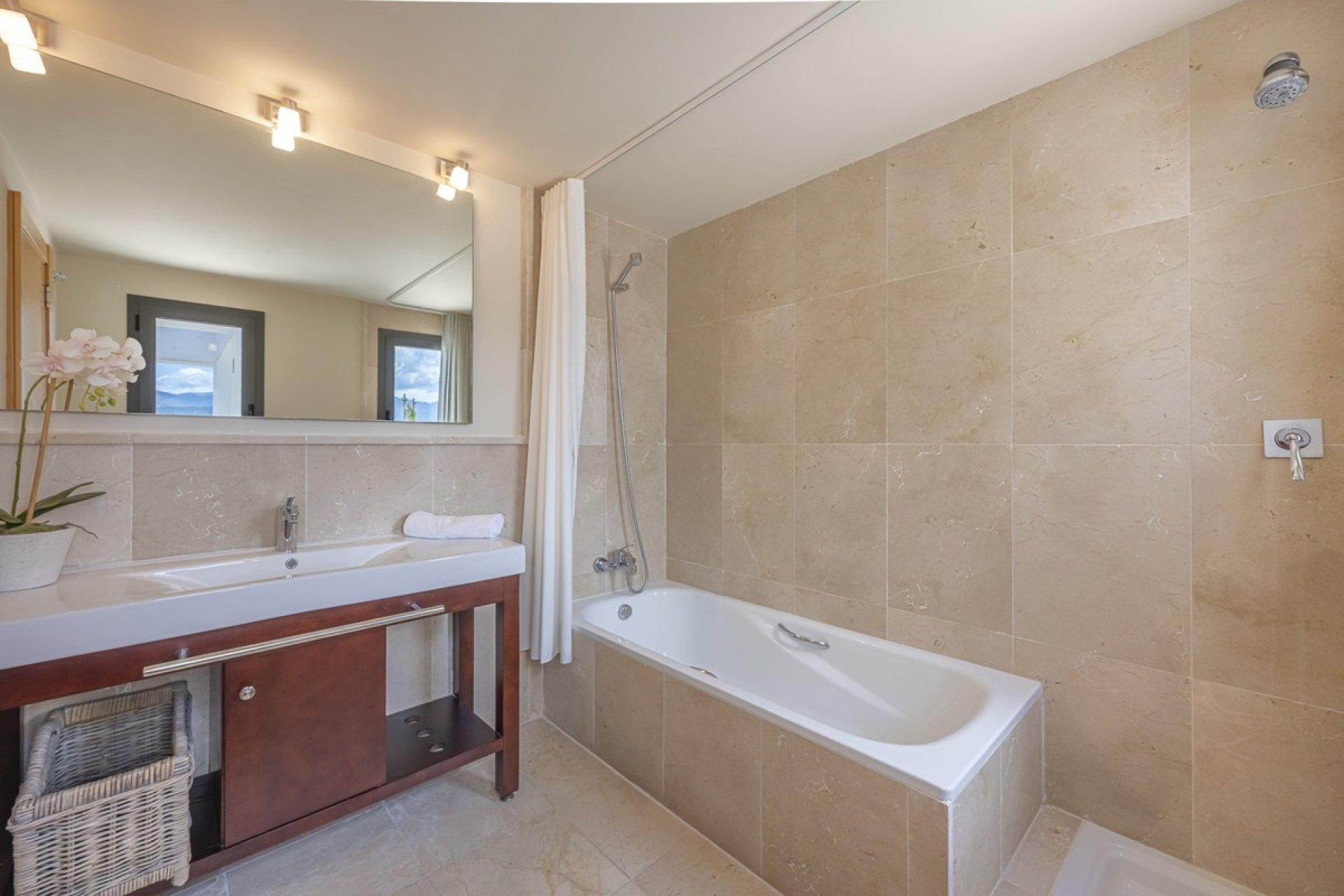 Rynek wtórny - apartment - Benahavís - Benahavís Centro