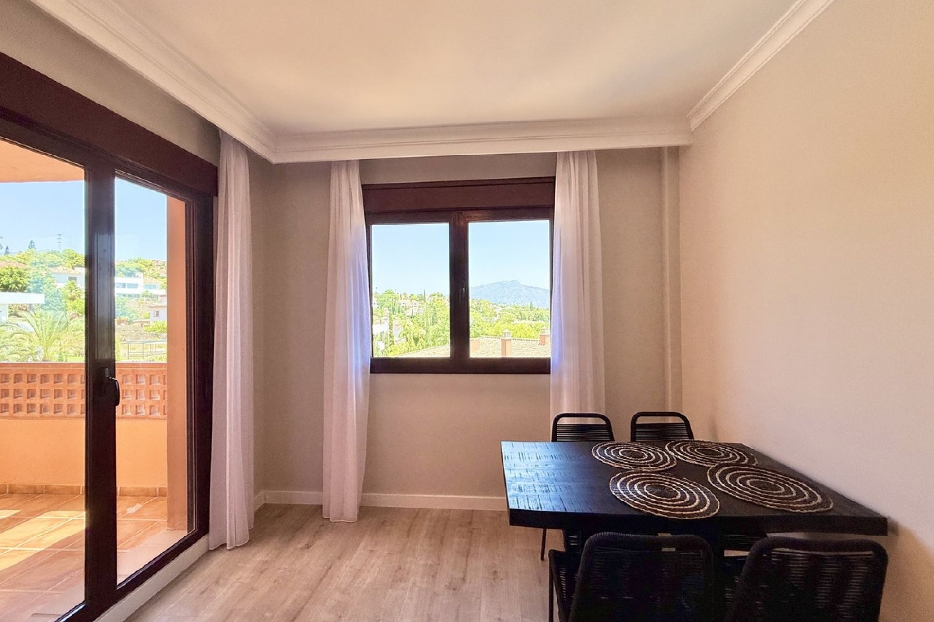 Rynek wtórny - apartment - Benahavís - Benahavís Centro