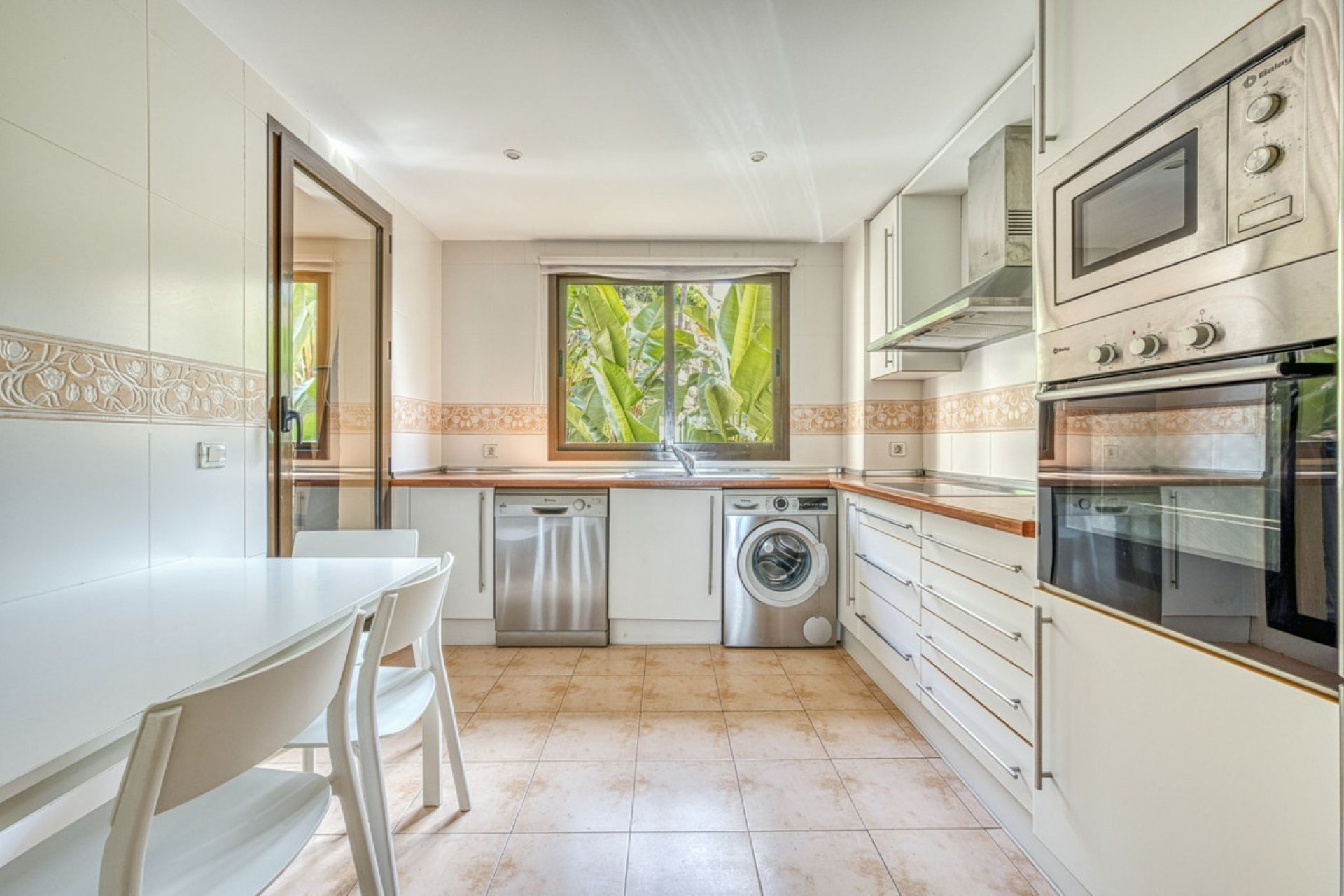 Rynek wtórny - apartment - Benahavís - Benahavís Centro