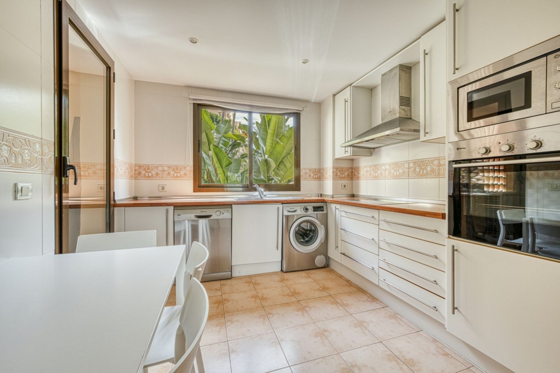 Rynek wtórny - apartment - Benahavís - Benahavís Centro