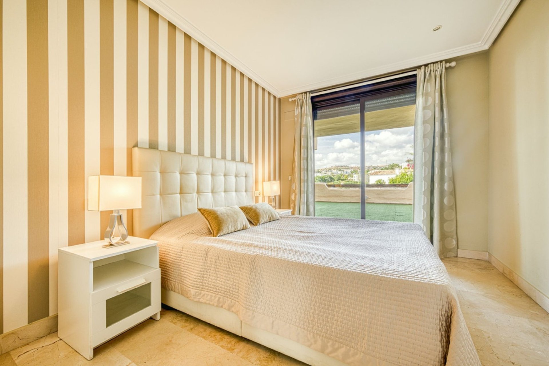 Rynek wtórny - apartment - Benahavís - Benahavís Centro