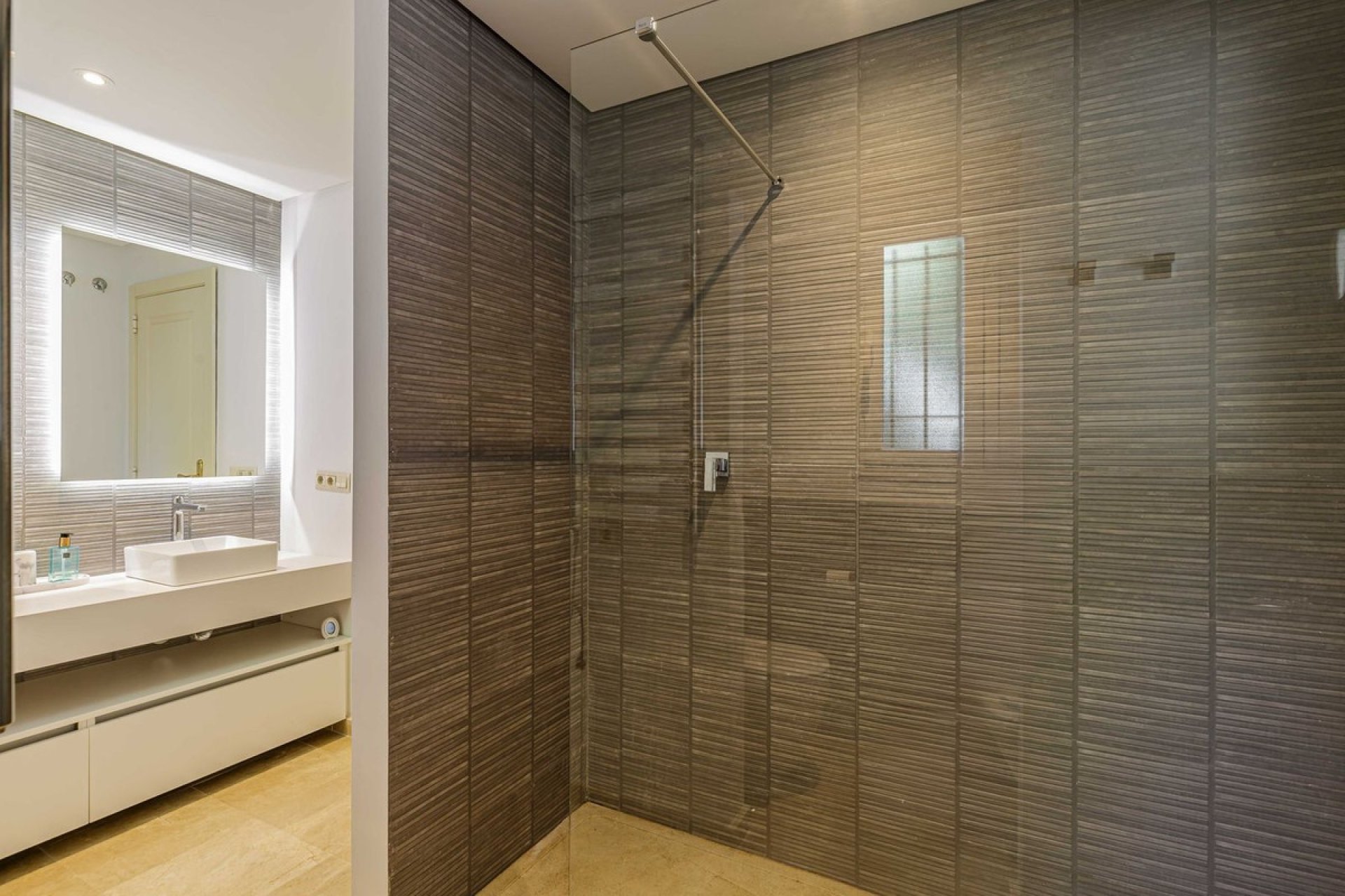 Rynek wtórny - apartment - Benahavís - La Quinta