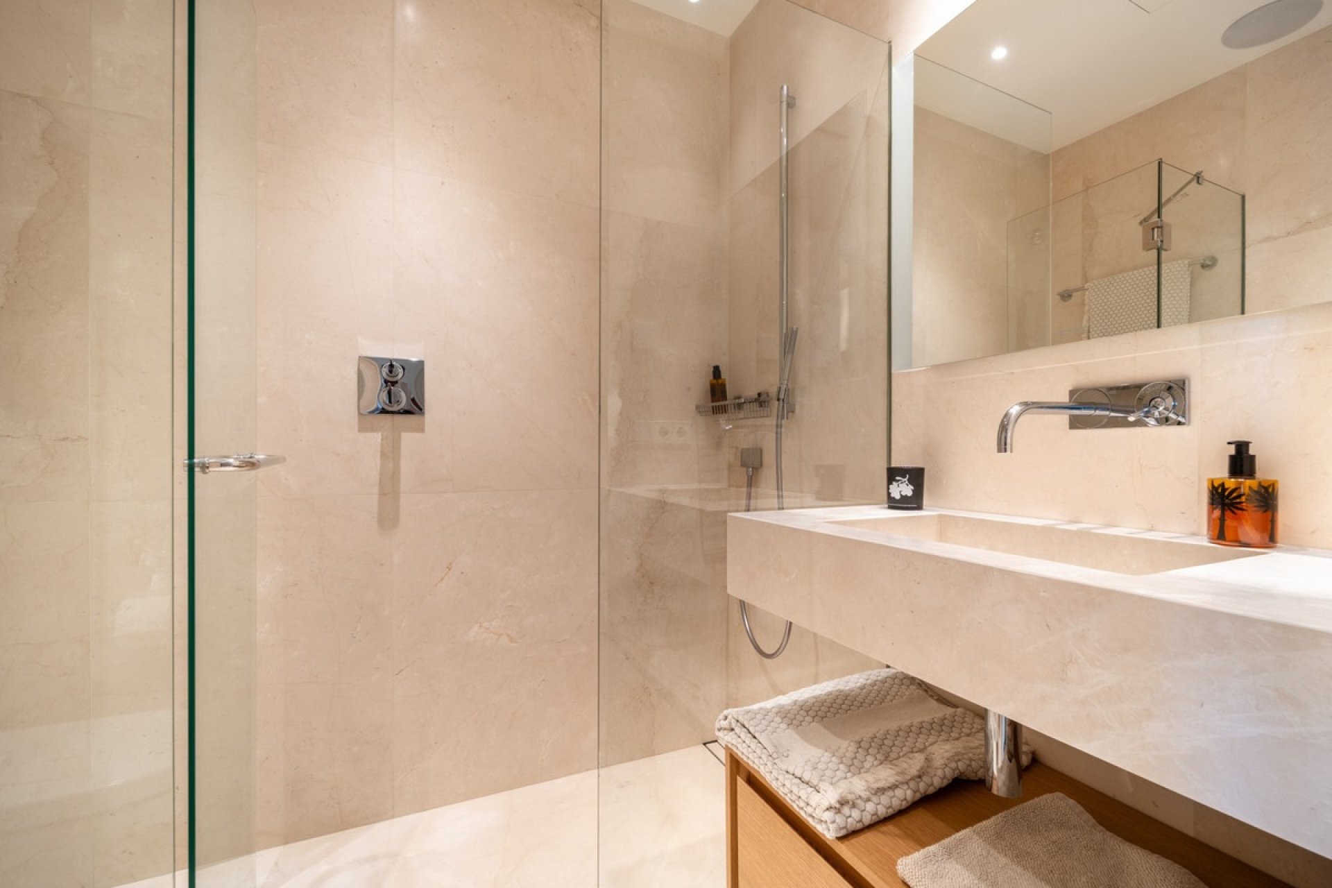 Rynek wtórny - apartment - Benahavís - La Quinta