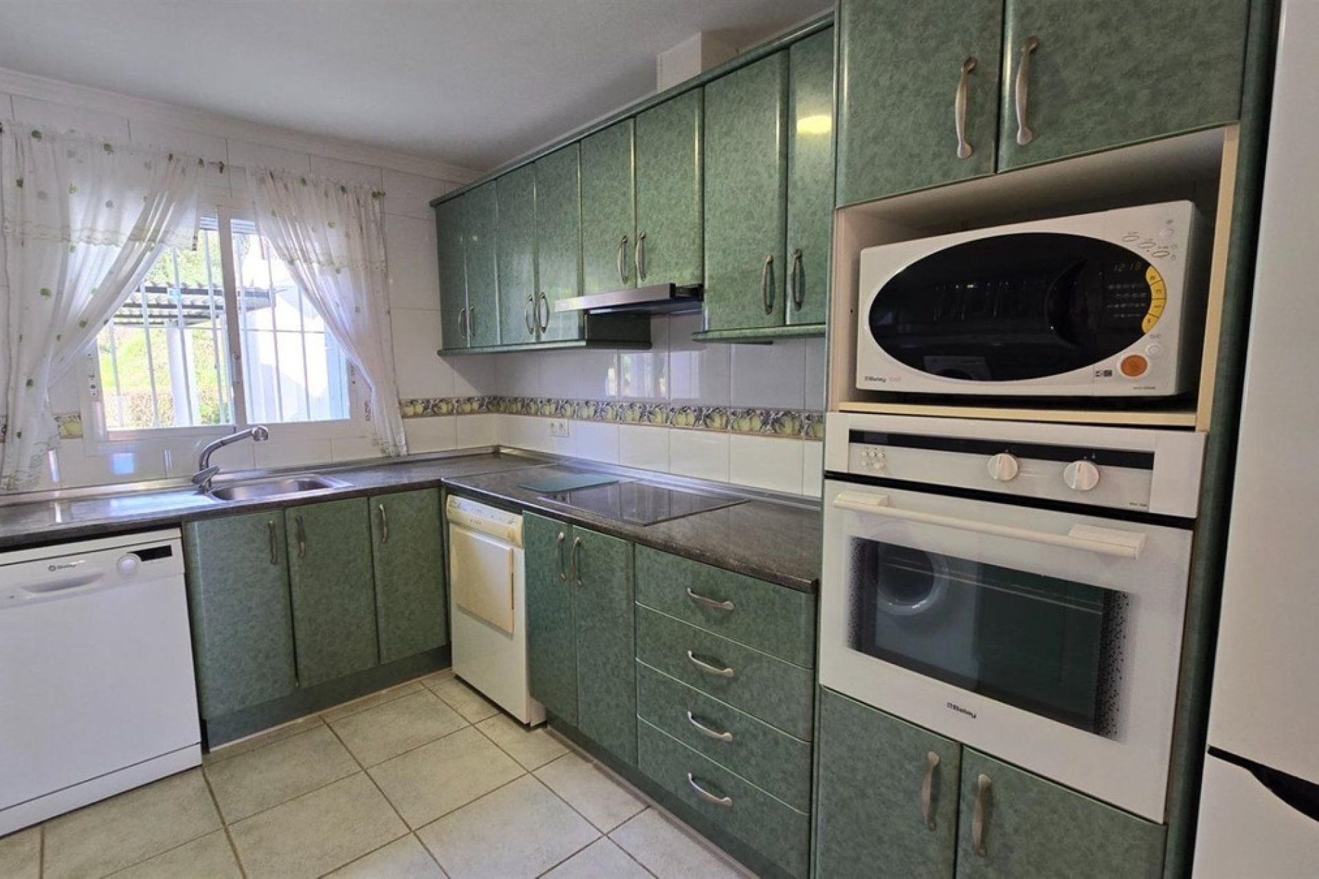 Rynek wtórny - apartment - Benahavís - La Quinta