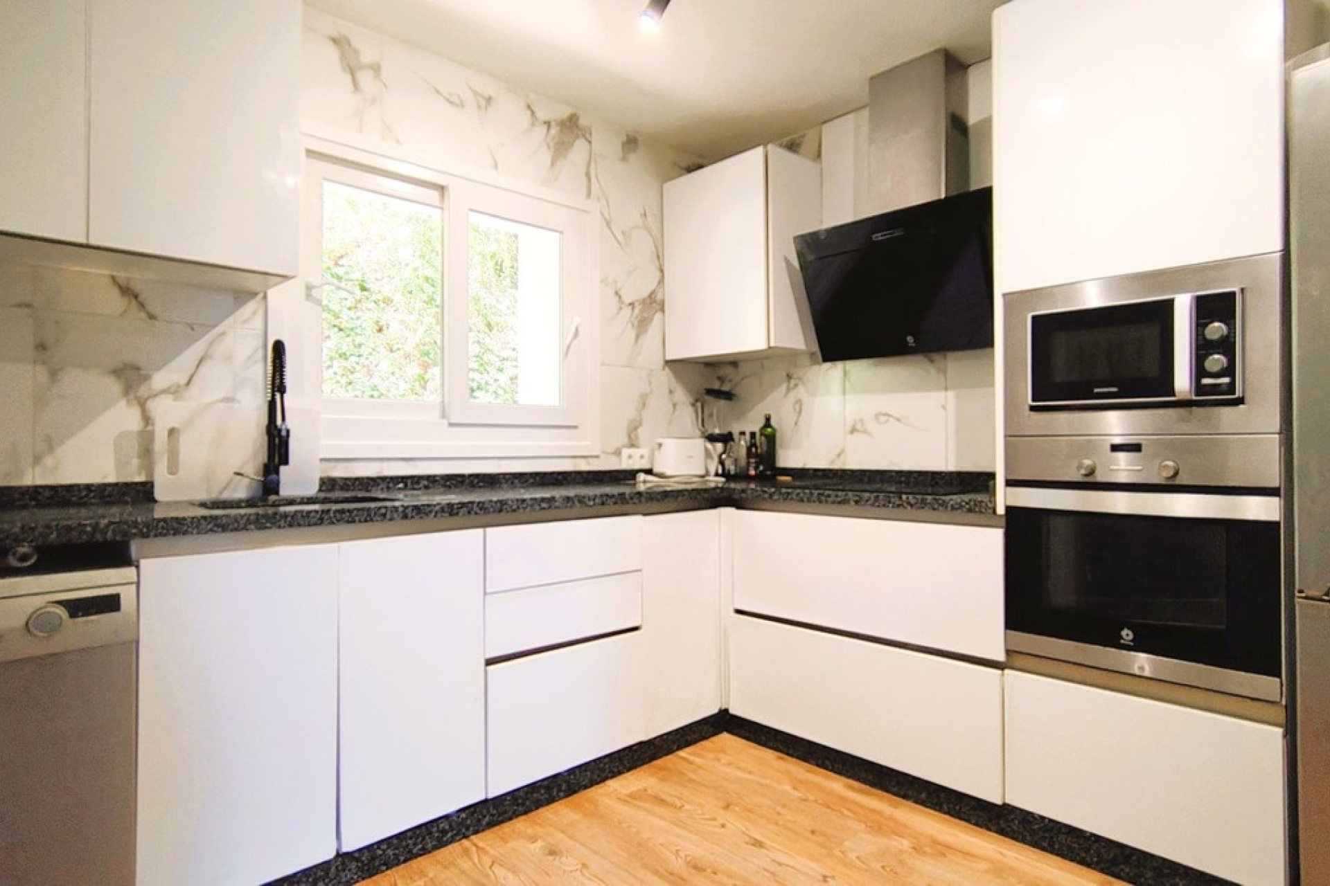 Rynek wtórny - apartment - Benahavís - La Quinta