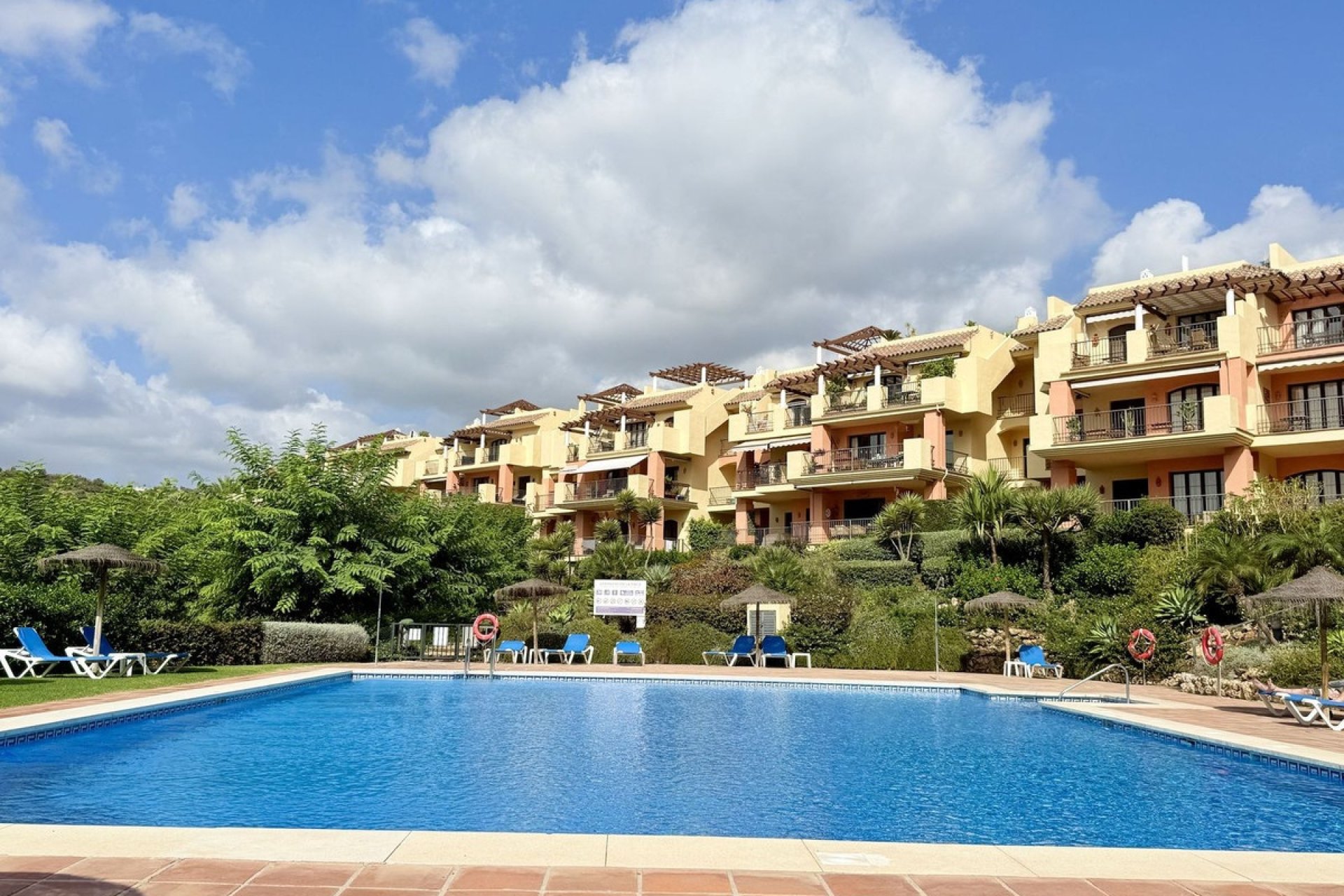 Rynek wtórny - apartment - Benahavís - Los Arqueros