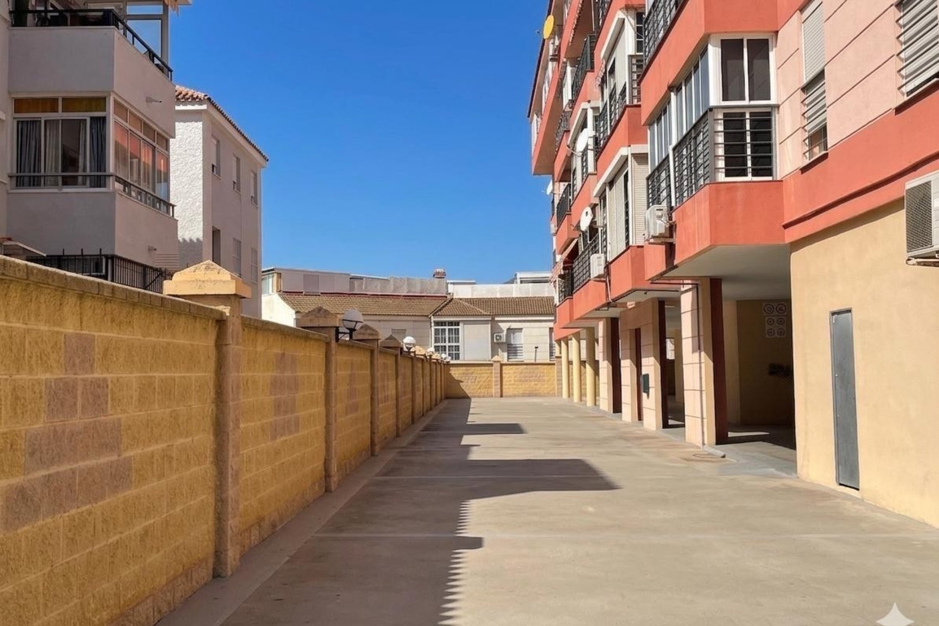 Rynek wtórny - apartment - Benalmadena - Benalmadena Centro