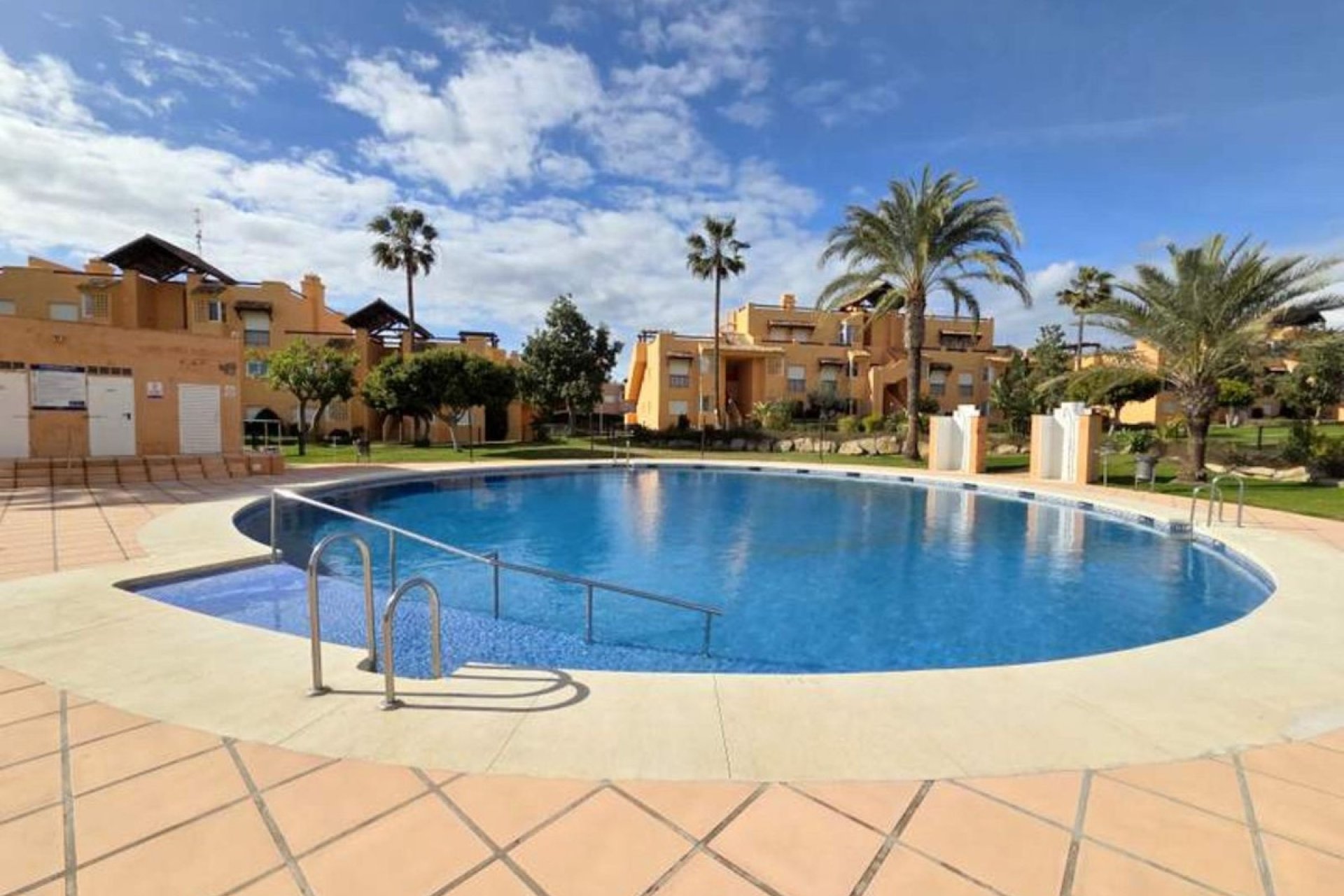 Rynek wtórny - apartment - Casares - Casares Centro