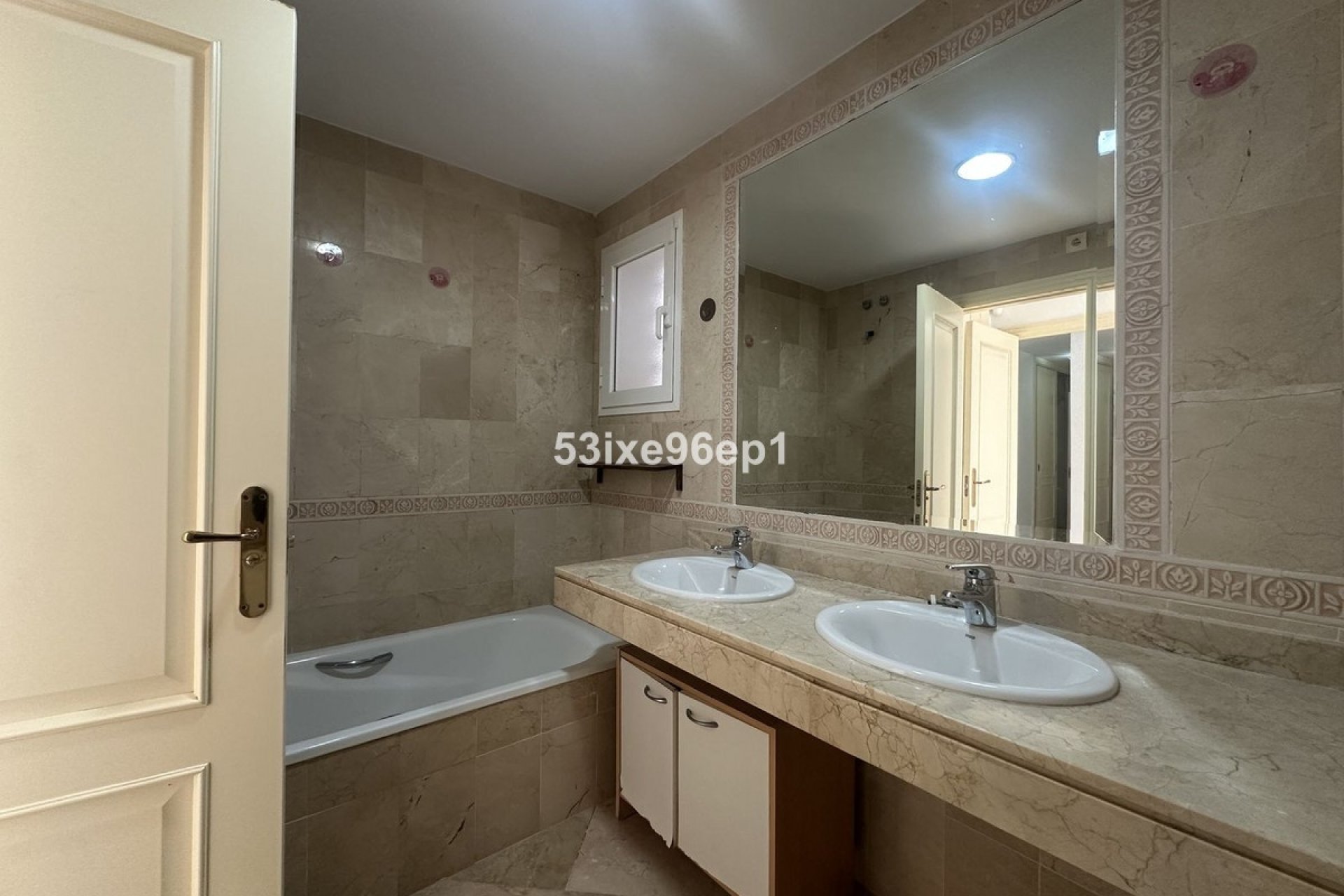 Rynek wtórny - apartment - Casares - Casares Playa