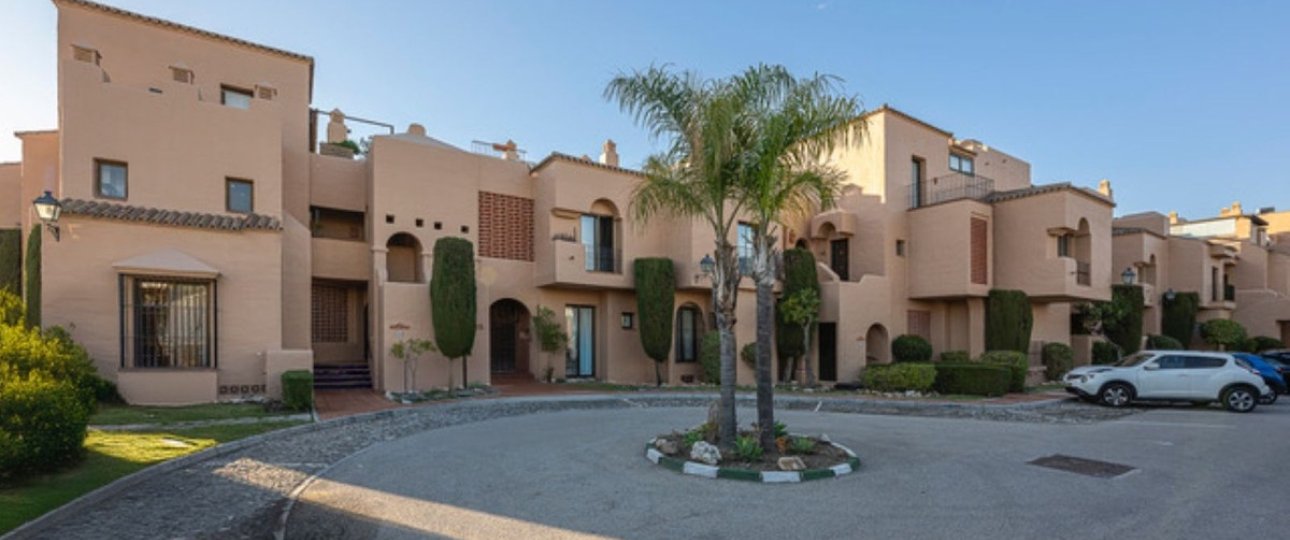 Rynek wtórny - apartment - Estepona - Atalaya